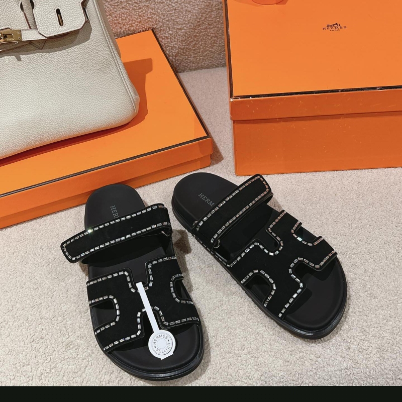 H**mes slippers